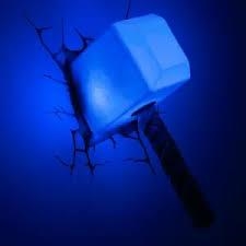 Marvel Lámpara 3D LED Thor Hammer | 8167330021708 | Tienda de Cómics, Manga, Magic y Pokémon en Torrejón de Ardoz