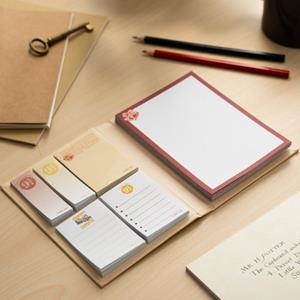 BLOC DE NOTAS ADHESIVAS HARRY POTTER PLATAFORMA 9 3/4 | 8435497298562 | Tienda de Cómics, Manga, Magic y Pokémon en Torrejón de Ardoz