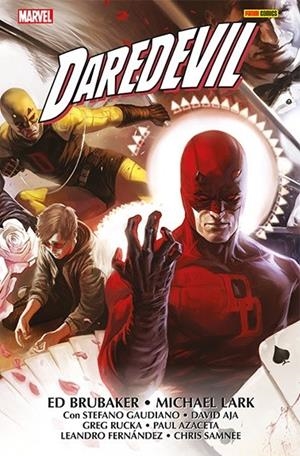 DAREDEVIL DE ED BRUBAKER Y MICHAEL LARK OMNIBUS # 02 | 9788410497825 | ED BRUBAKER - MICHAEL LARK - DAVID AJA - ESTEFANO GAUDIANO | Tienda de Cómics, Manga, Magic y Pokémon en Torrejón de Ardoz